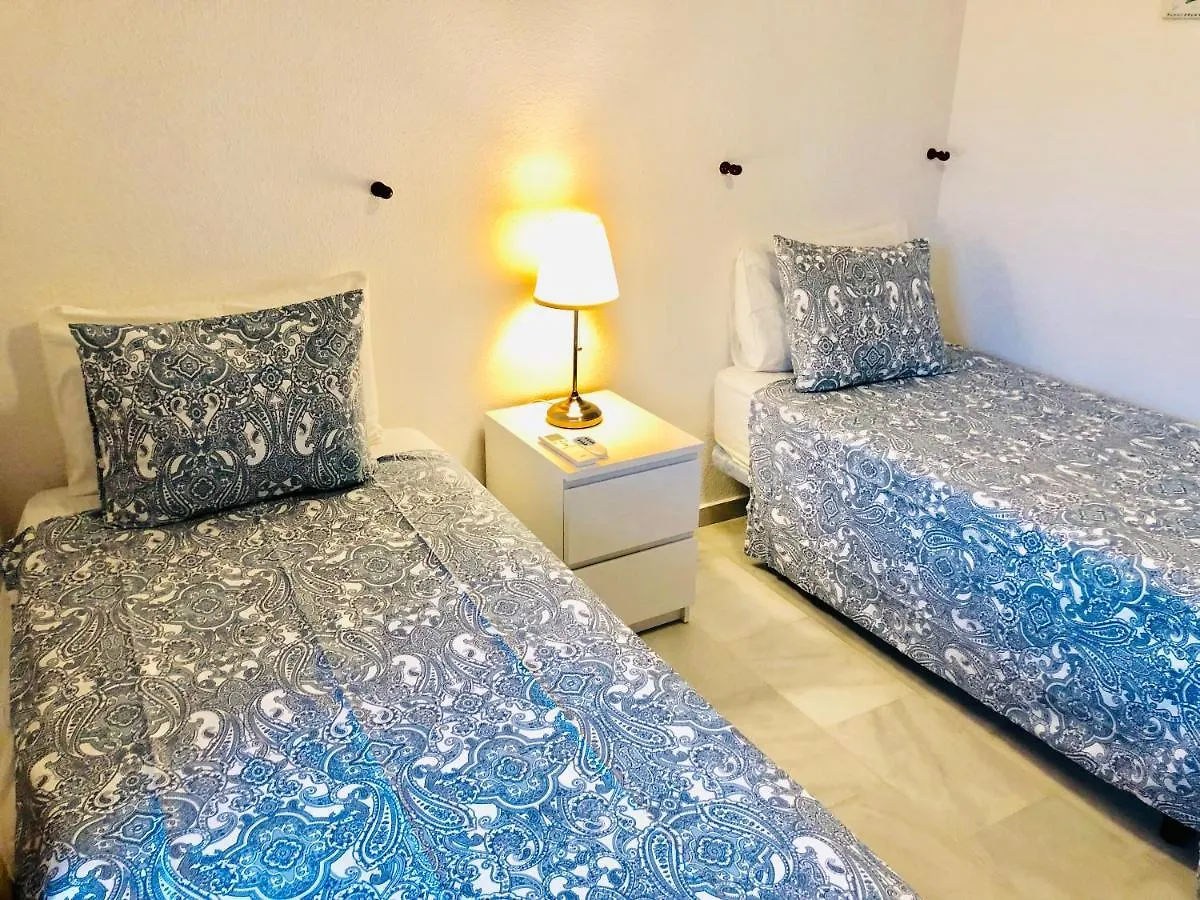 Lovely Sea Views Apartment On La Costa Del Sol El Faro